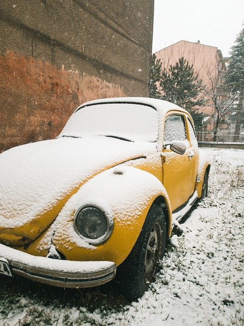 Beetle Bug Car Snow Winter  - aniilbora / Pixabay