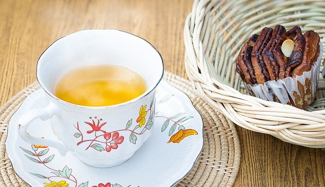 Pastries Tea Breakfast Bread Snack  - kengkreingkrai / Pixabay